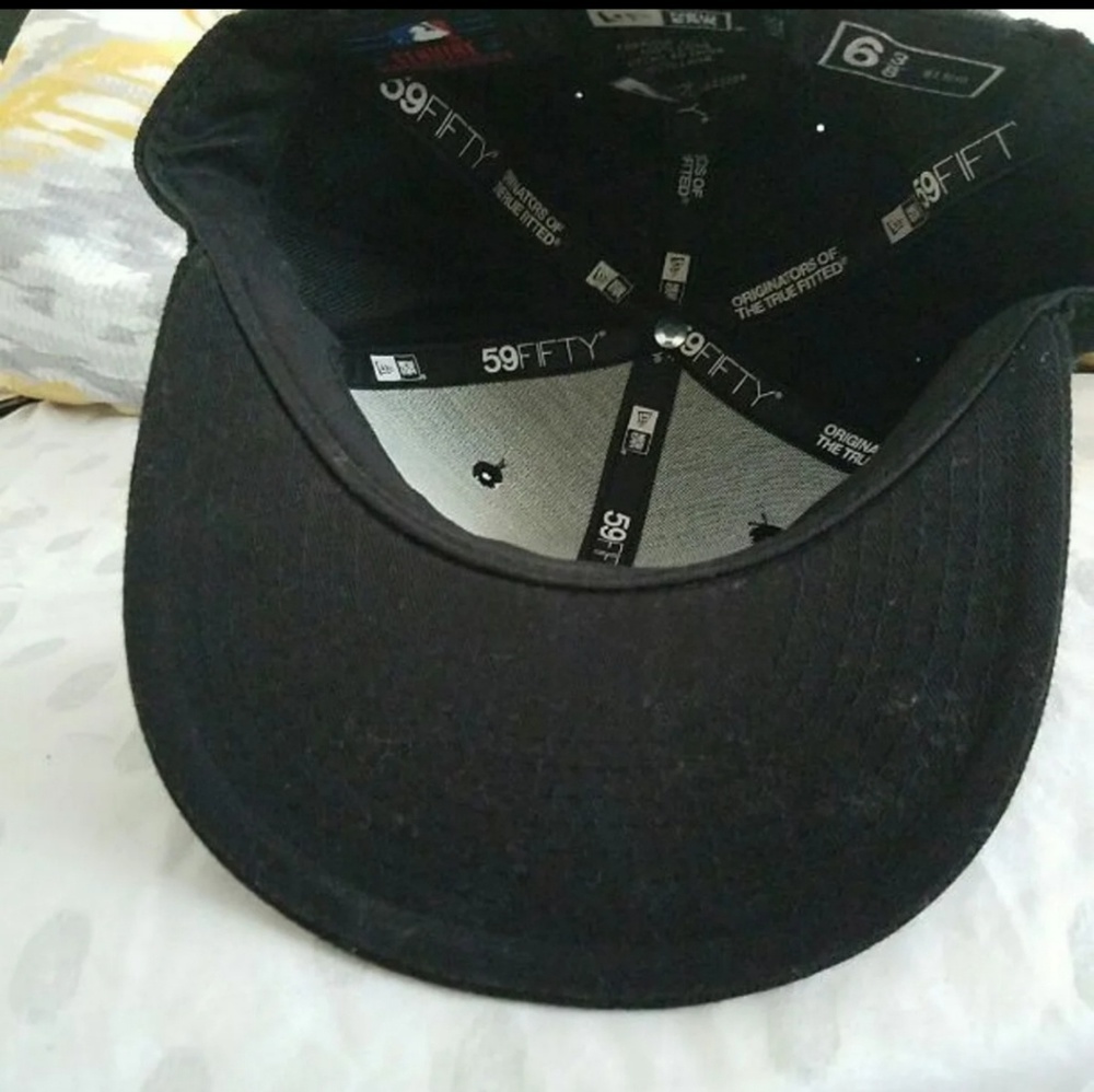 Child's Hat - Picture 3 of 3
